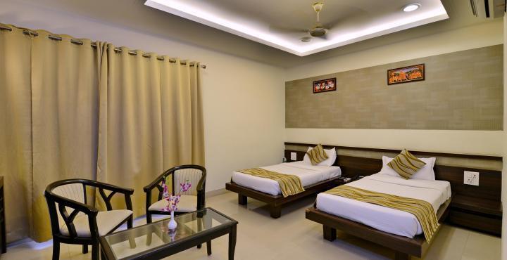 Hotel Shiv Vilas Bhopal Dış mekan fotoğraf